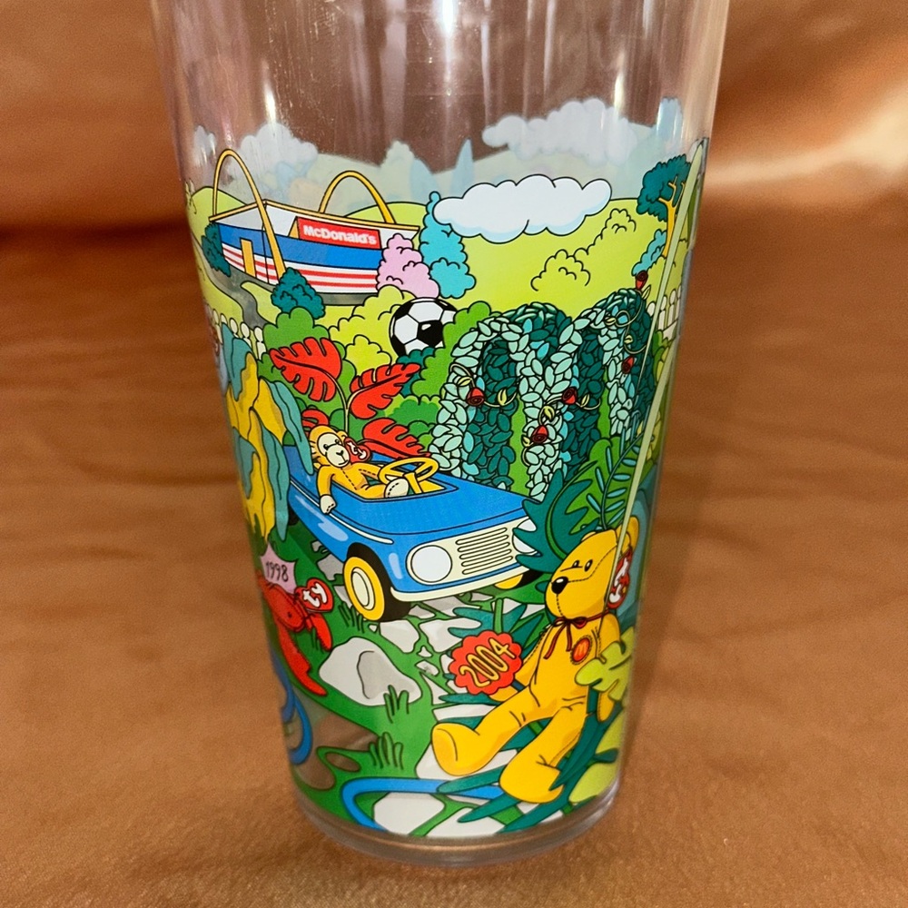 Colorful Illustrated Glass Tumblers Set McDonald’s collection - Picture 5 of 14